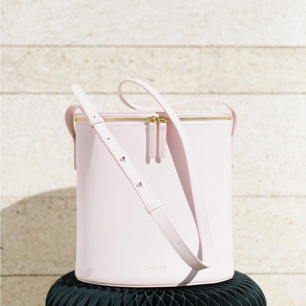 Cuero & Mor Authentic Large Pink Leather Bucket Bag / Crossbody NWT